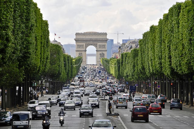 Avenida Champs-Elysées em Paris