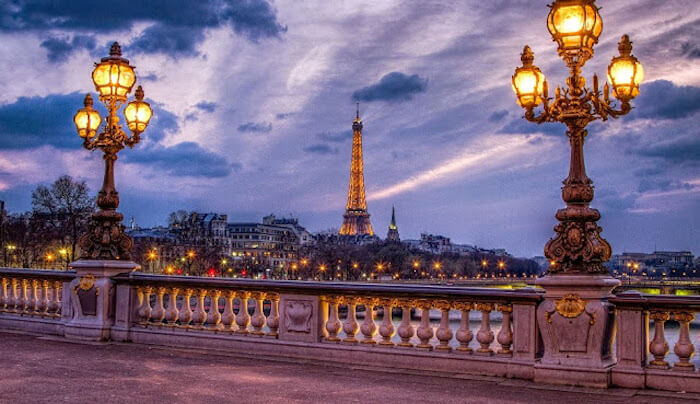 Vista ao anoitecer em Paris