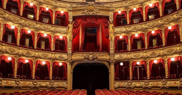 Ópera de Nice Interior