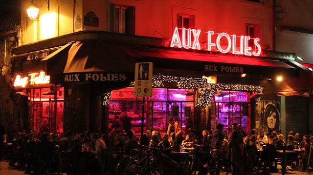 Café Aux Folies no bairro Belleville em Paris