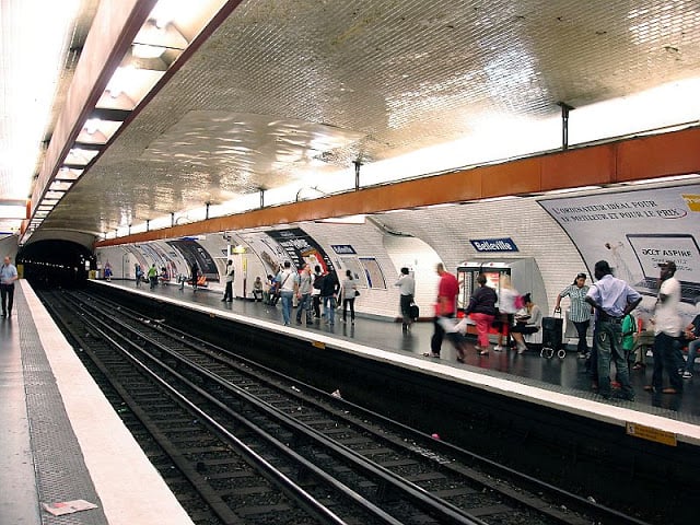 Estação de metrô do bairro Belleville