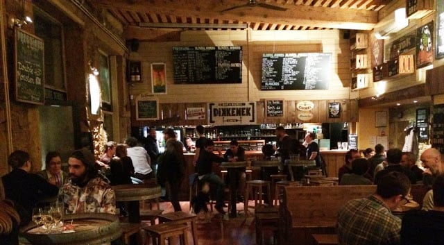 Bar Dikkenek Café em Lyon