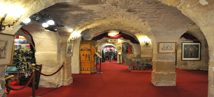 Interior do Museu da Magia em Paris