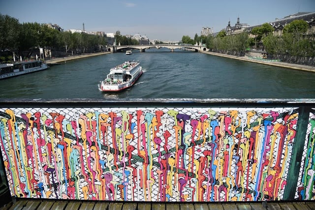 Pont des Arts em Paris com artes