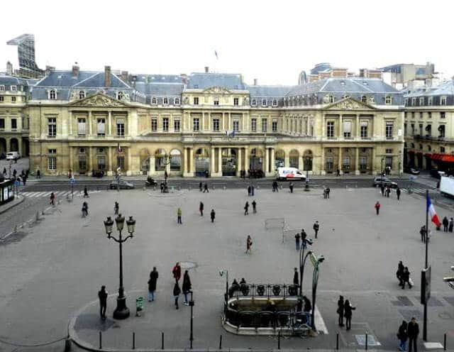 Praça do Palais Royal em Paris