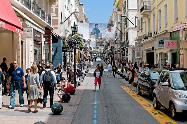 Passeando pela Rue d'Antibes em Cannes
