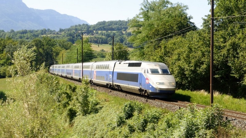 Viagem de trem de Annecy a Paris
