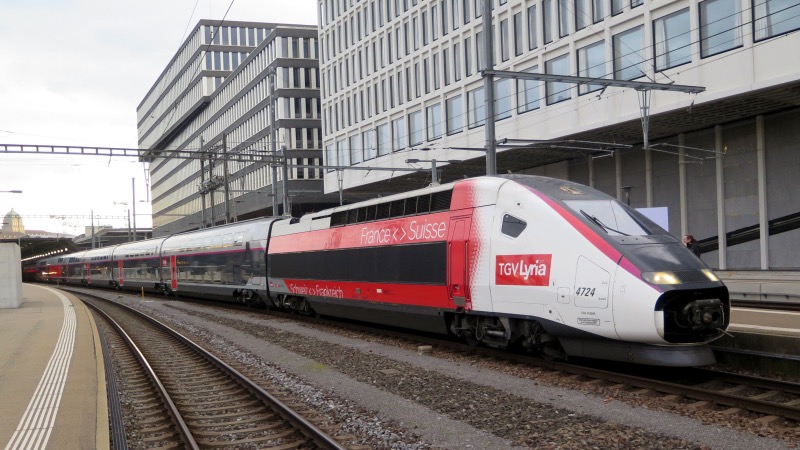 Viagem de trem de Paris a Basel