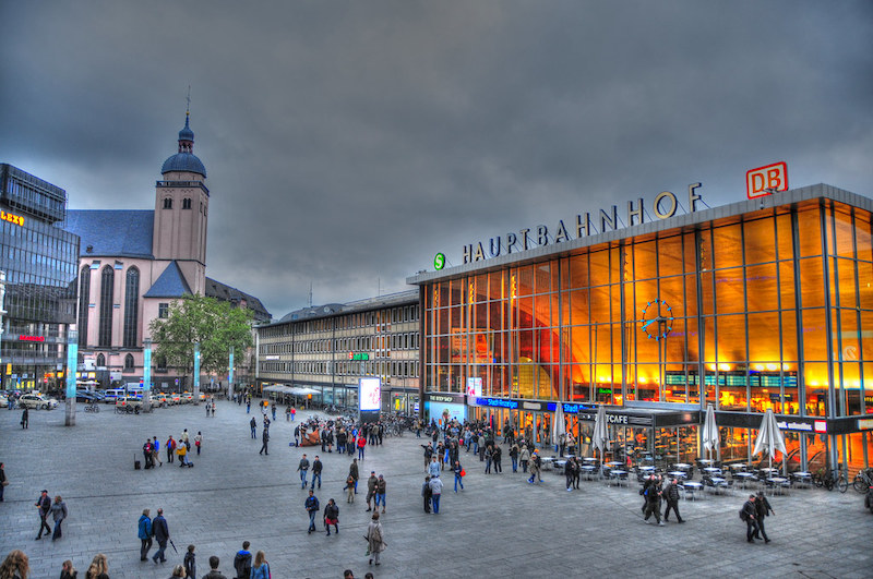 Köln Hauptbahnhof ou Estação Central de Colônia