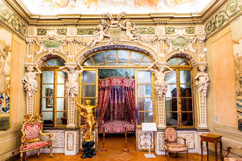 Interior do Museu do Palácio Lascaris em Nice