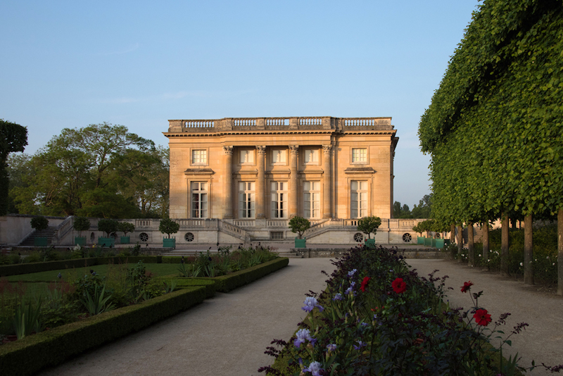 Petit Trianon e jardim em Versalhes
