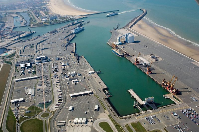 Porto de Calais na França